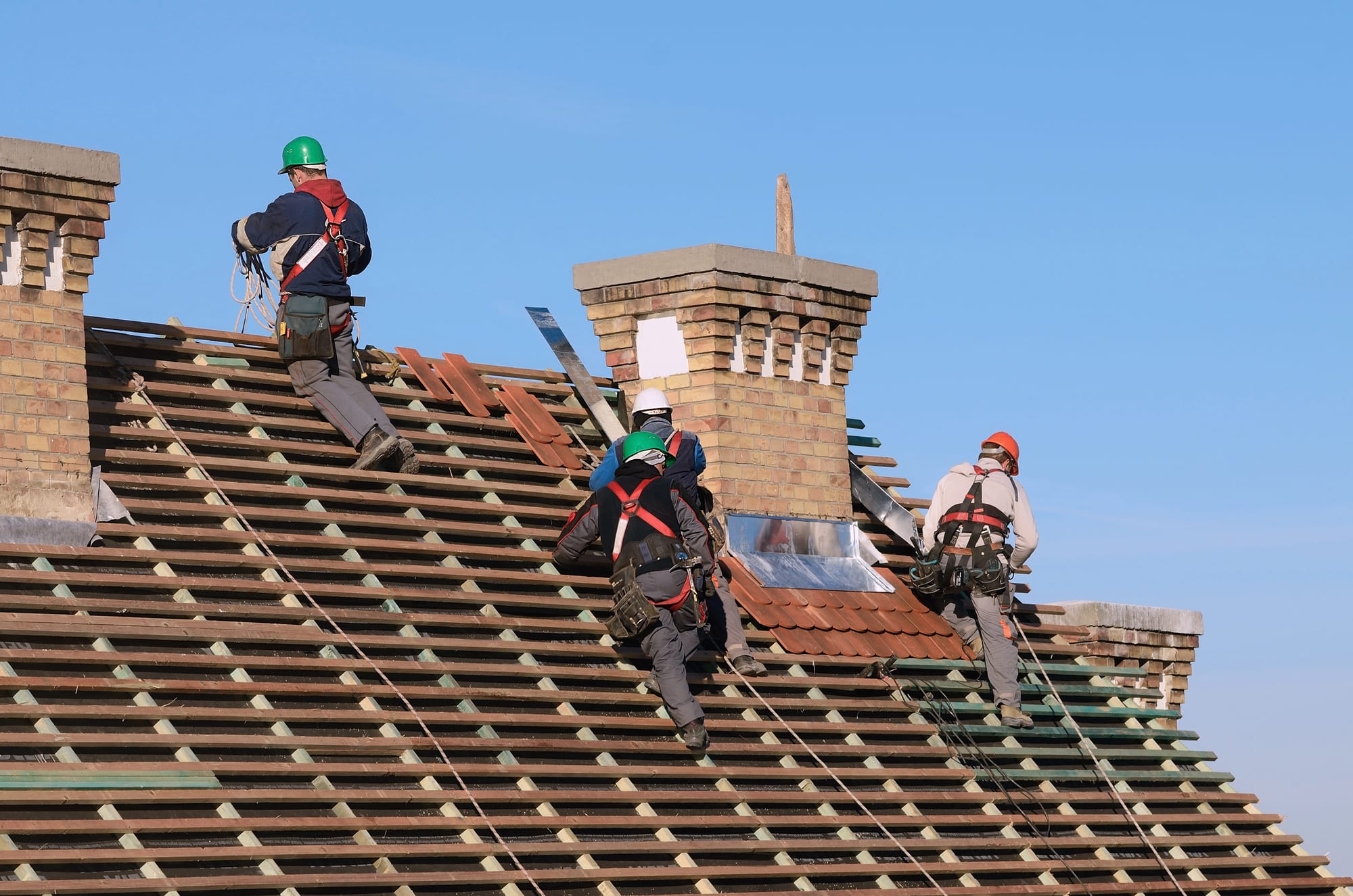 Roofing services in construction